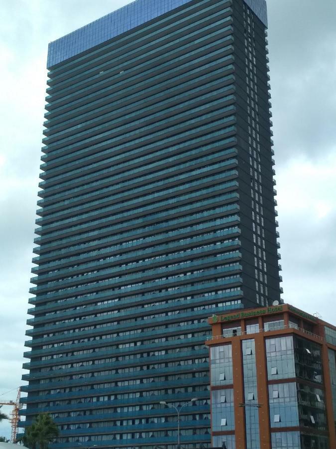 Апартамент Студия Панорамный Возле Моря Batumi Esterno foto